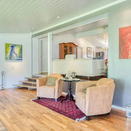 بيت للعطل Lakeside With Fishing سورتلاند