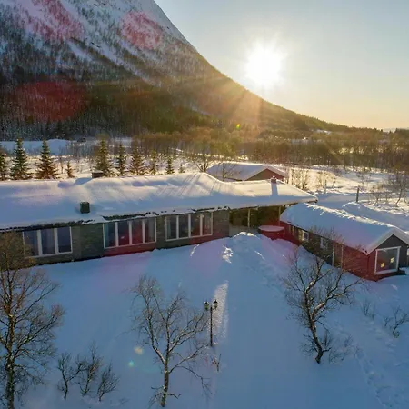 Lakeside With Fishing * سورتلاند