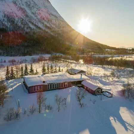 Lakeside With Fishing بيت للعطل