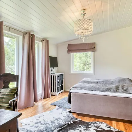 Lakeside With Fishing بيت للعطل